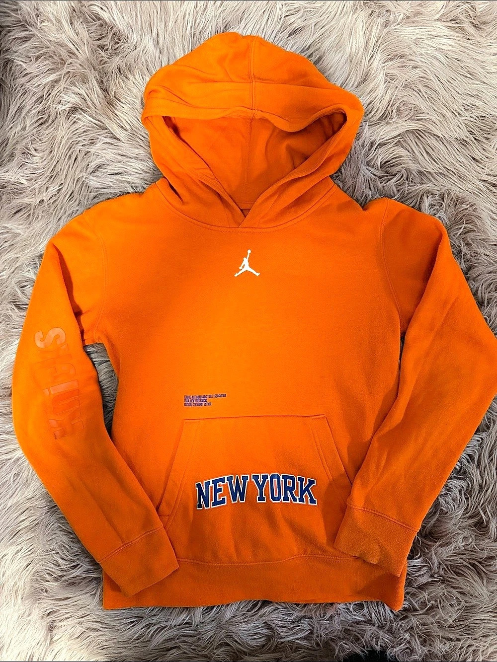 Jordan New York Knicks Jordan Brand Courtside Statement Edition Pullover Hoodie
